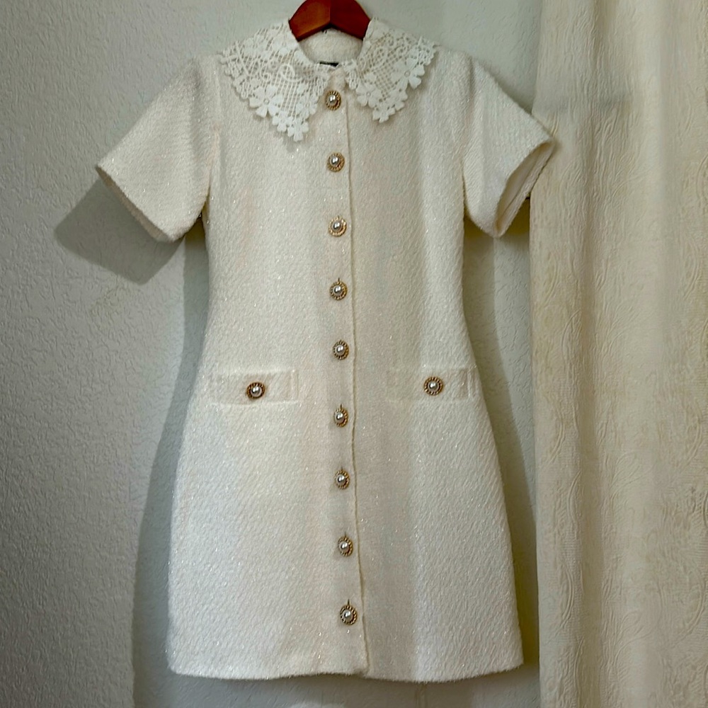 Alexia Admor tweed dress